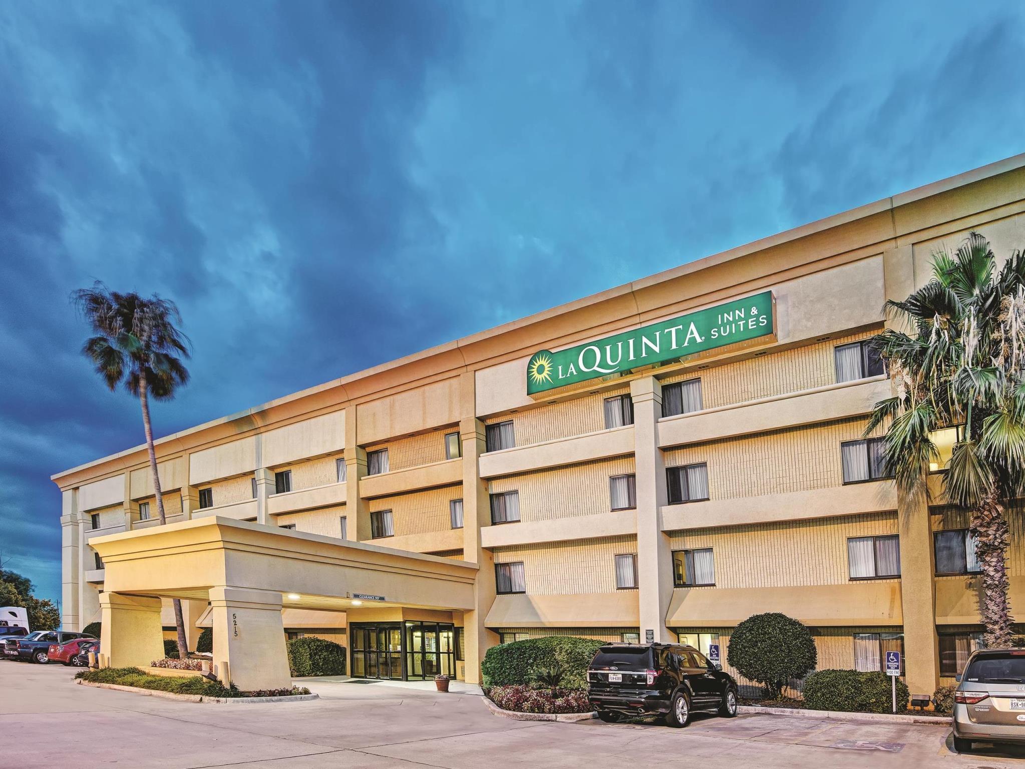 La Quinta By Wyndham Houston Baytown East Hotell Exteriör bild